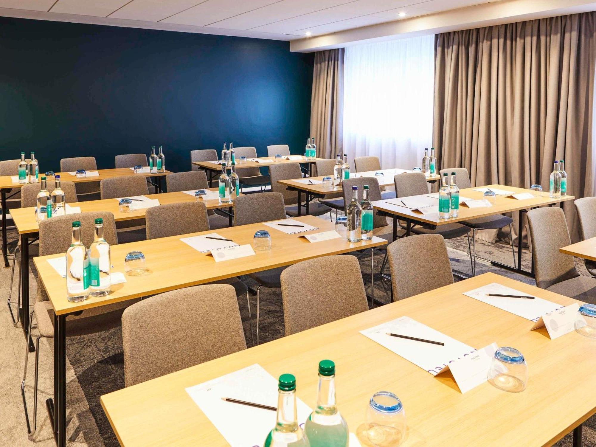 ביקנהיל Novotel Birmingham Airport Terminal Building - Nec מראה חיצוני תמונה